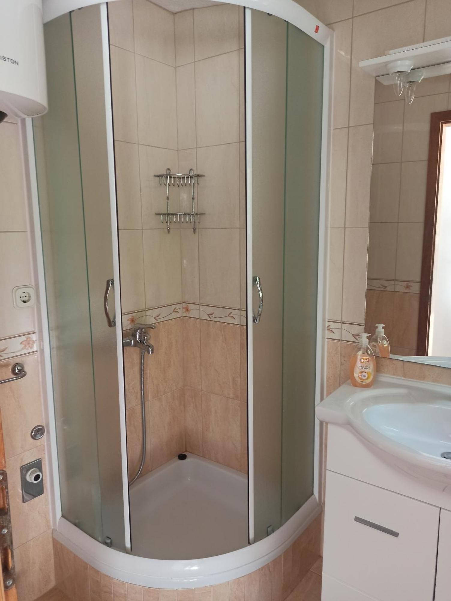 Apartments By The Sea Podgora, Makarska - 2593 Extérieur photo
